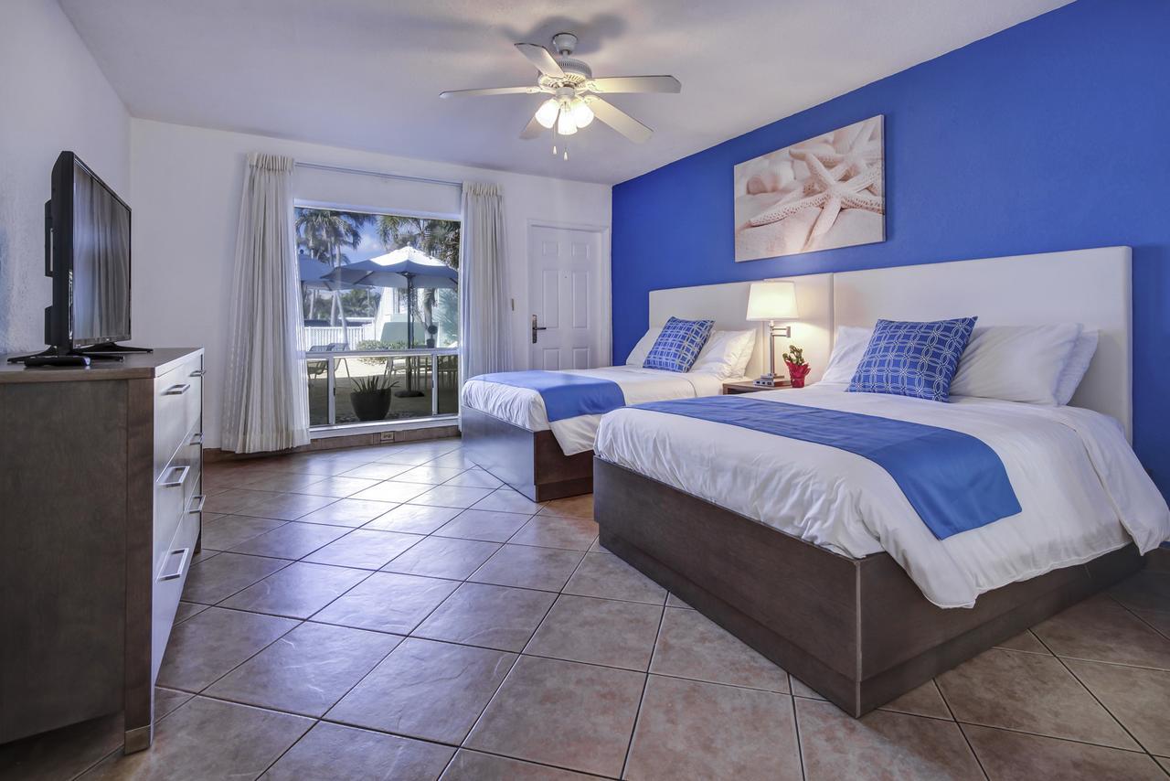Blue Strawberry By The Sea Hotell Lauderdale-by-the-Sea Exteriör bild